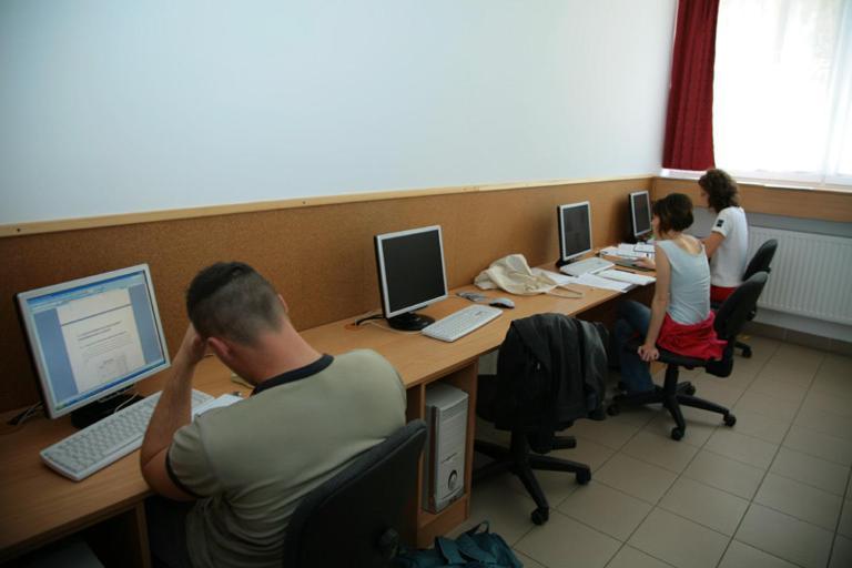 Imola Hostel Eger Exterior photo